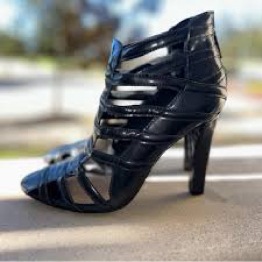 Vintage‎ Rebecca Minkoff heels Size 6M gunmetal patent leather *heel-see photos